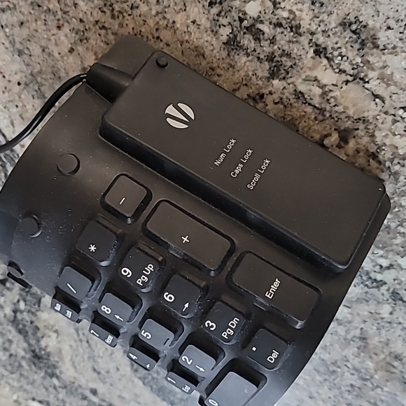 Rollable Keyboard - Picture 12 of 16